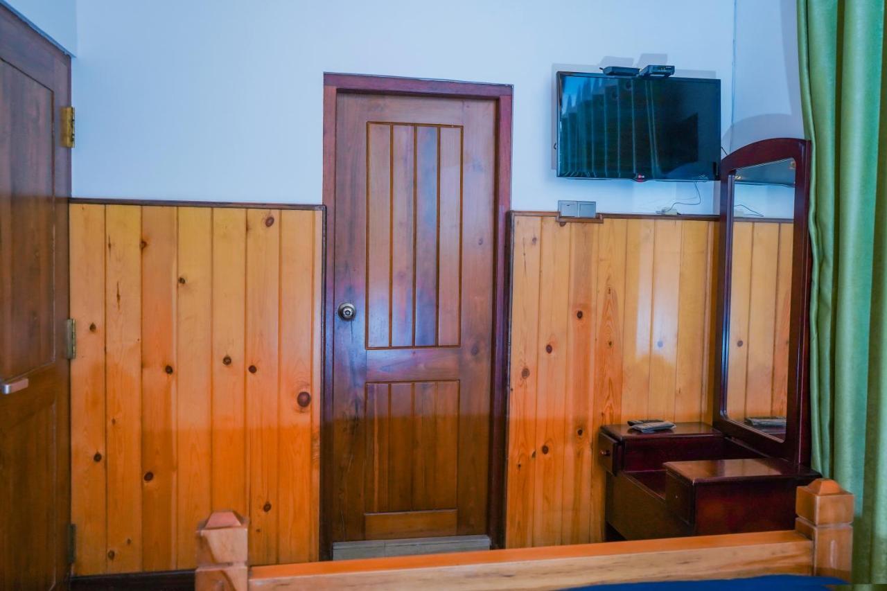 Hotel Blue Moon Residency Nuwara Eliya Zewnętrze zdjęcie