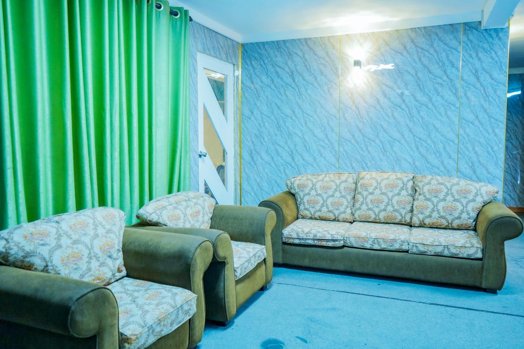 Hotel Blue Moon Residency Nuwara Eliya Zewnętrze zdjęcie